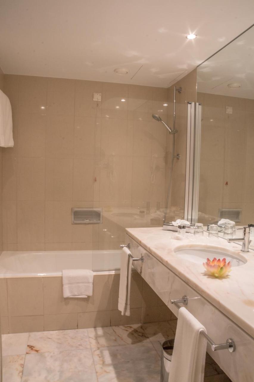 פונשל Pestana Madeira Beach Club מראה חיצוני תמונה